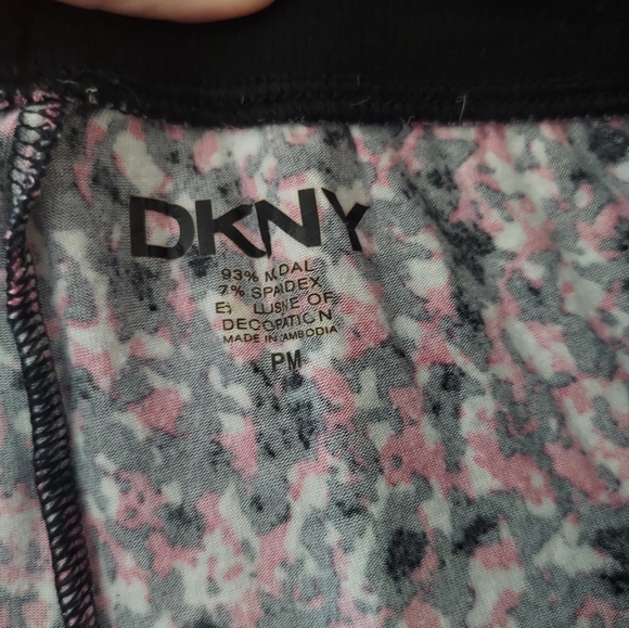 DKNY Lounge Capris - Picture 2 of 8